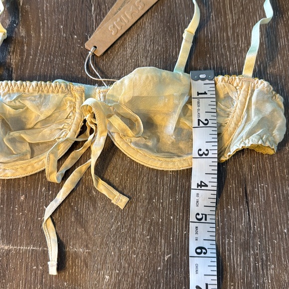 Skims Romance Balconette Bra, Size 34B - Picture 6 of 8